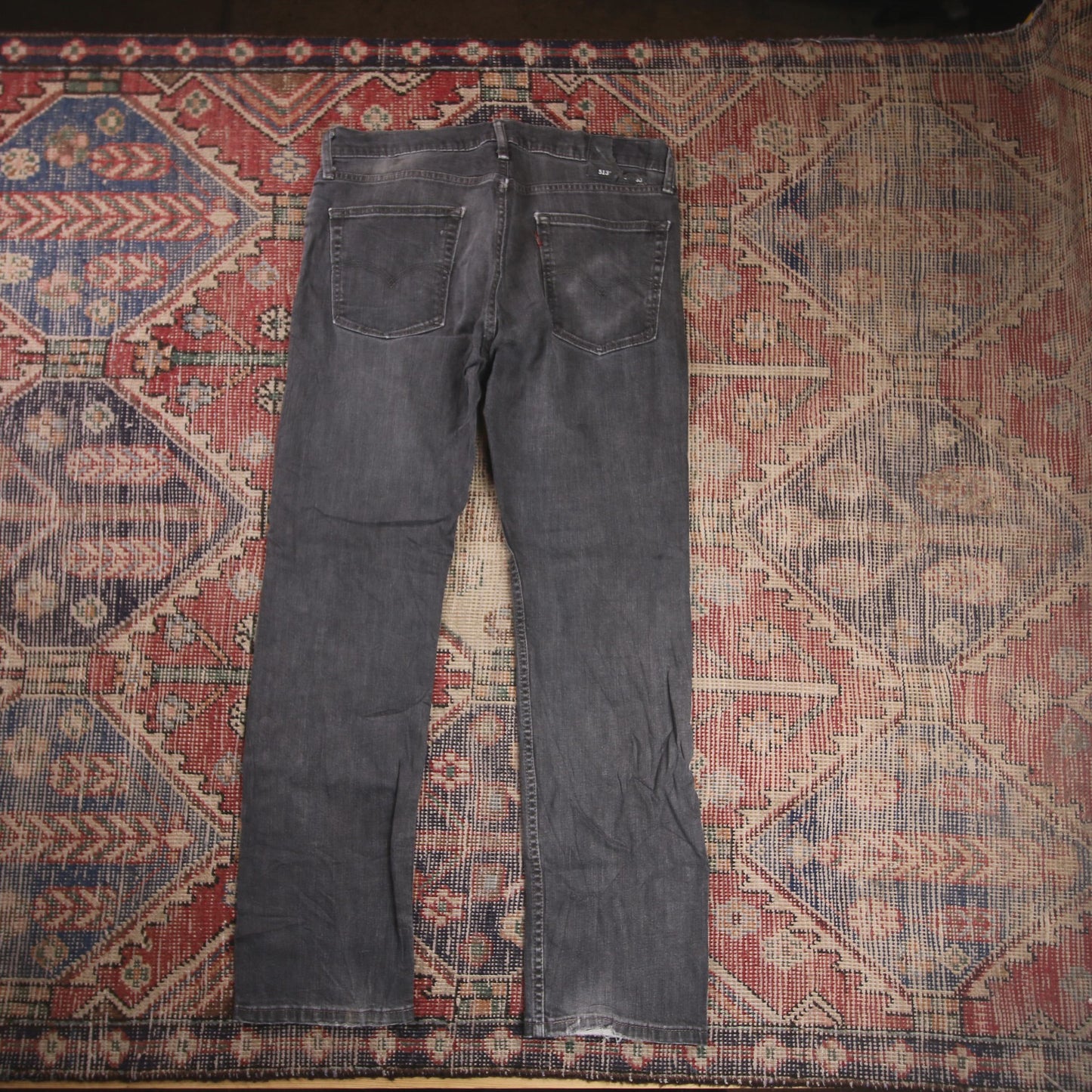 Levi's 513 W34 L29 Straight Leg Slim Fit Classic Ripped Style Black Denim Jeans