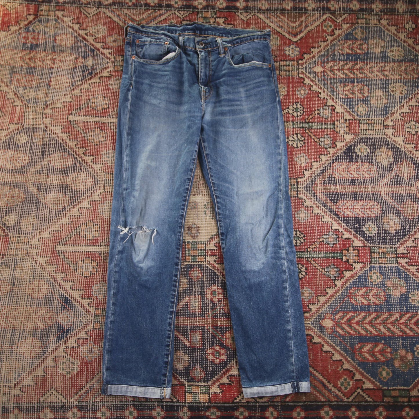 Levi's 502 W34 L30 Tapered Leg Regular Fit Classic Ripped Style Blue Denim Jeans
