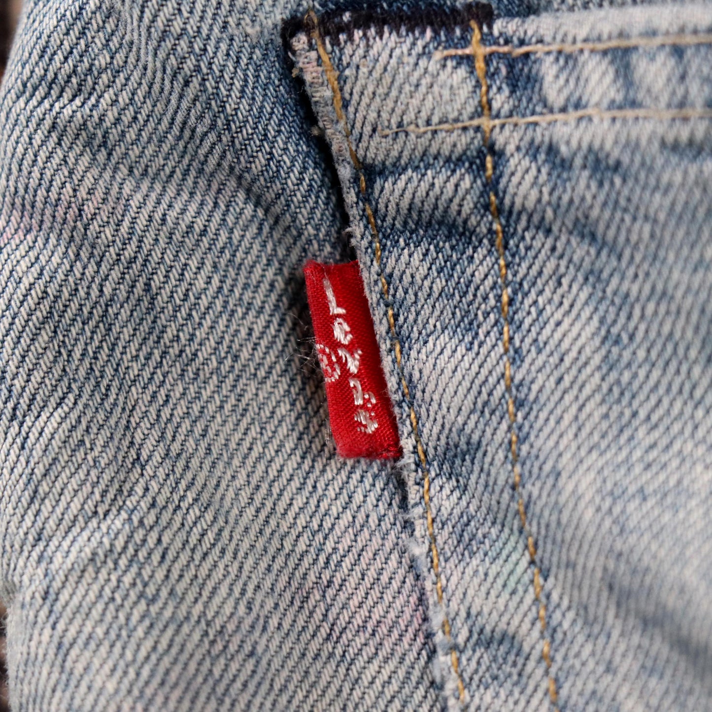 Levi's 504 W32 L31 Straight Leg Regular Fit Classic Ripped Style Blue Denim Jean