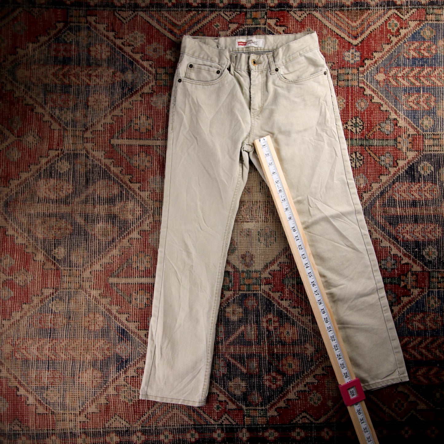 Levi's W28 L28 Straight Beige Denim Jeans