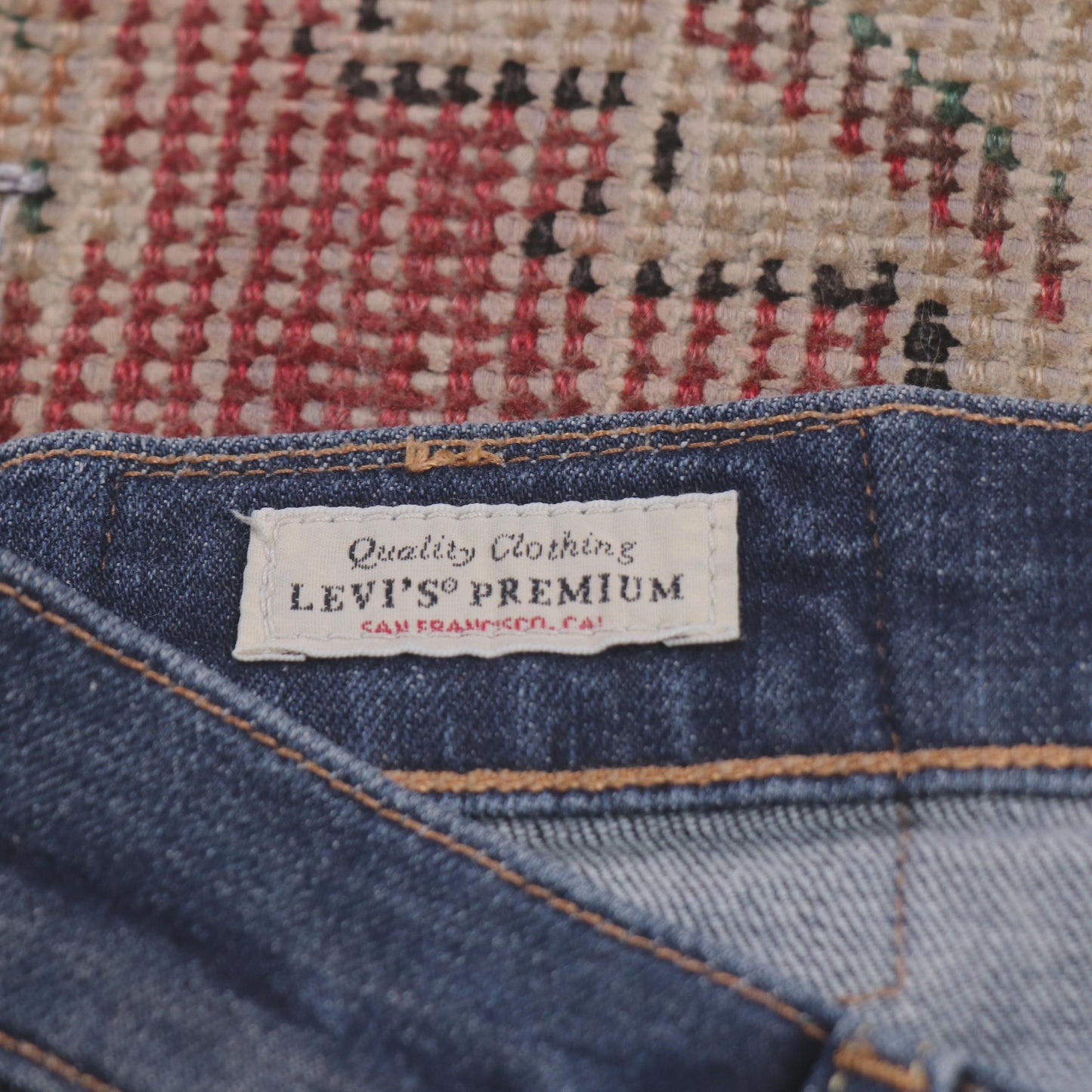 Levi's 511 Capital E W28 L32 Slim Fit Classic Ripped Style Blue Denim Jeans
