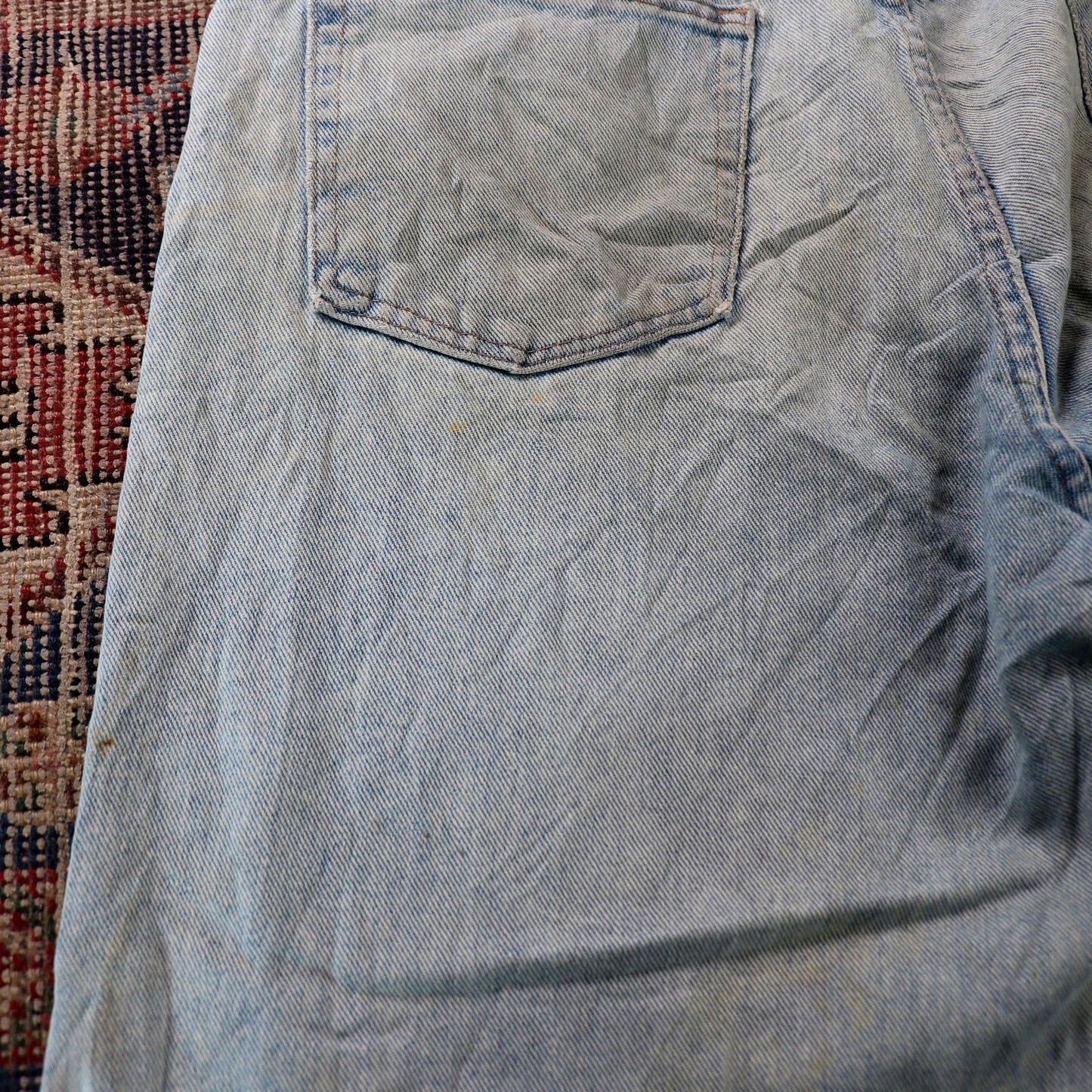 Wrangler W36 L32 Straight Leg Relaxed Fit Classic Ripped Style Blue Denim Jeans