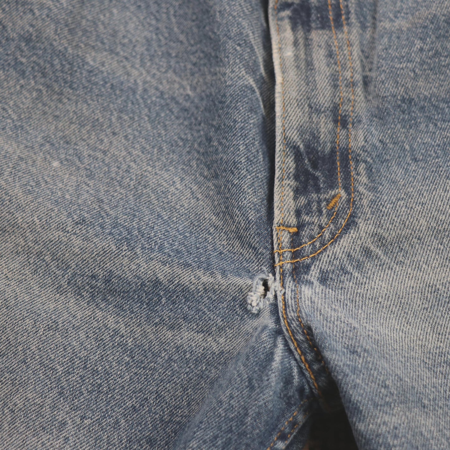 Levi's 550 W38 L30 Tapered Leg Relaxed Fit Blue Denim Jeans
