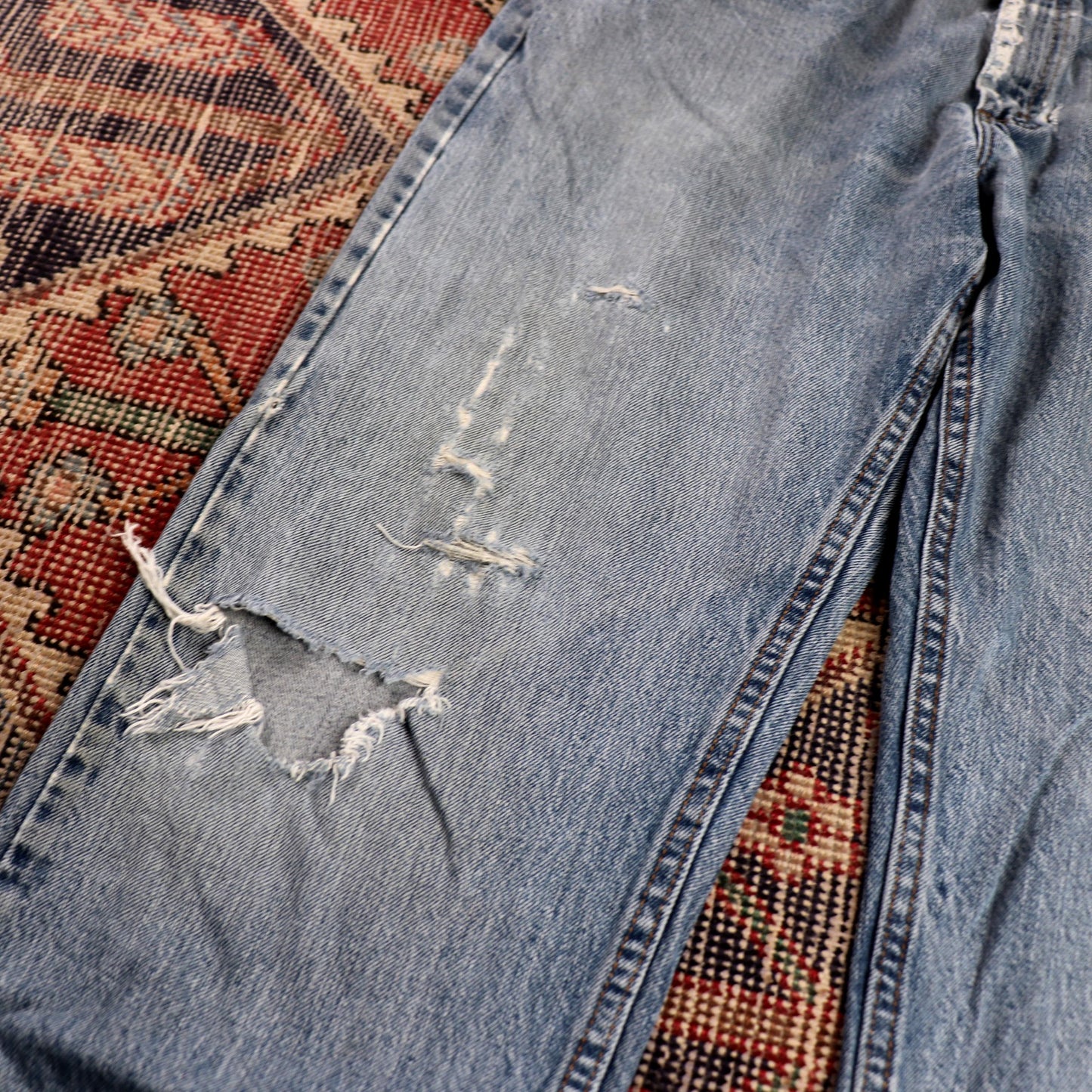 Lee W36 L30 Straight Leg Relaxed Fit Classic Ripped Style Blue Denim Jeans