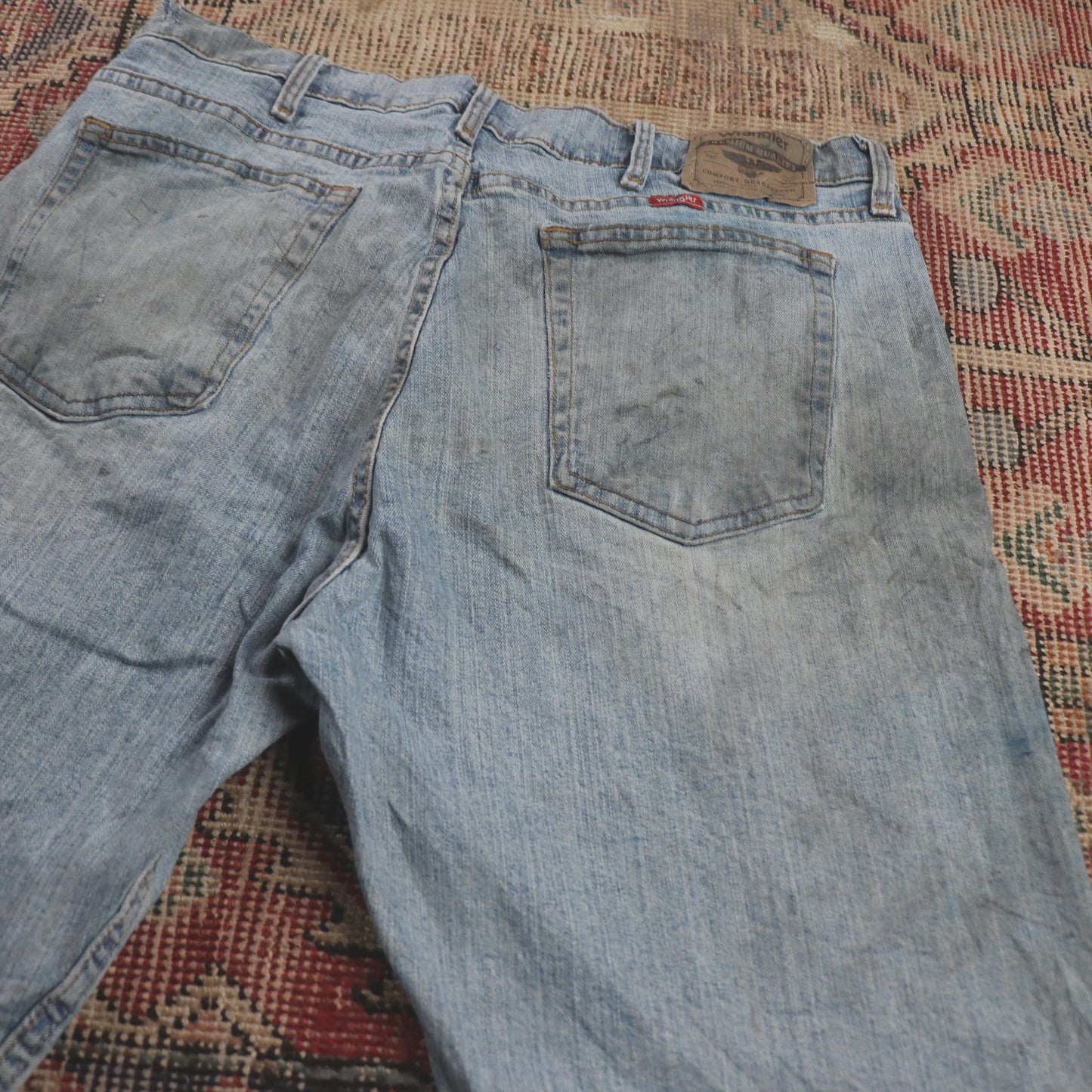 Wrangler W34 L28 Straight Leg Relaxed Fit Blue Denim Jeans