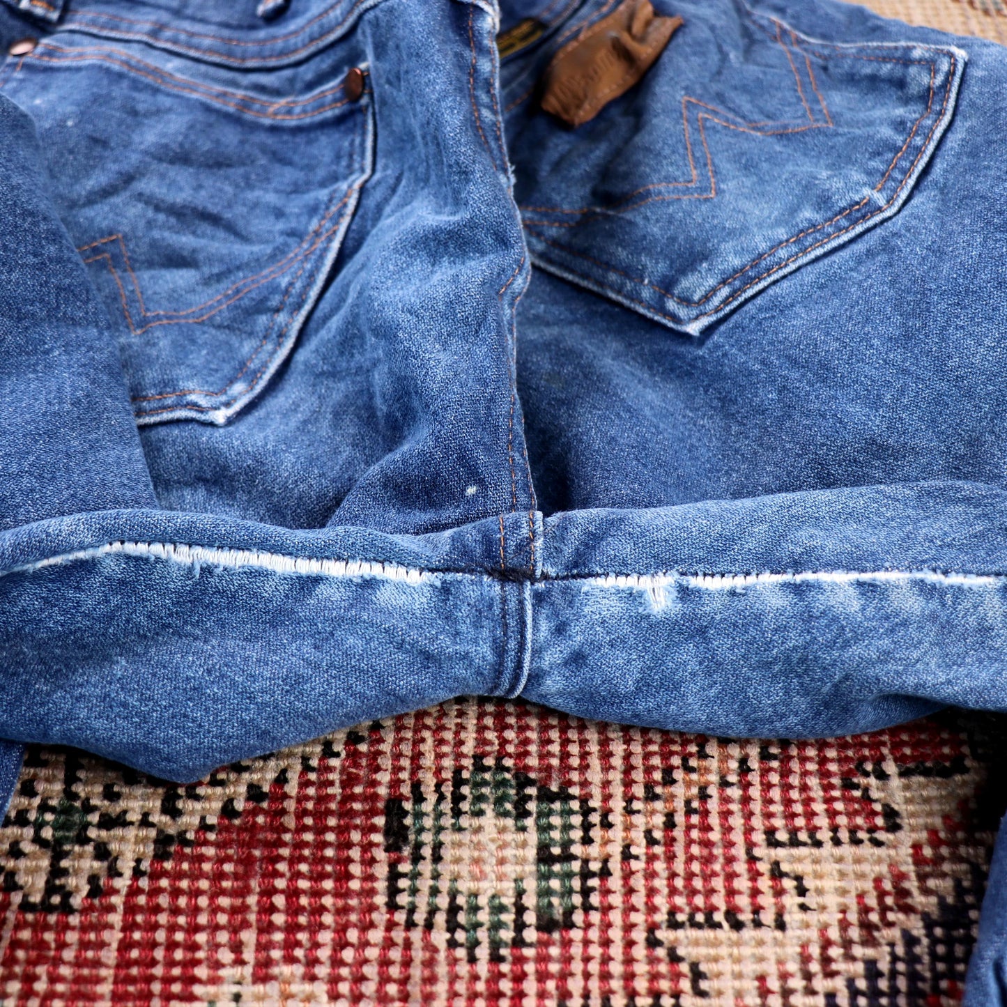 Wrangler W34 L30 Straight Leg Relaxed Fit Blue Denim Jeans