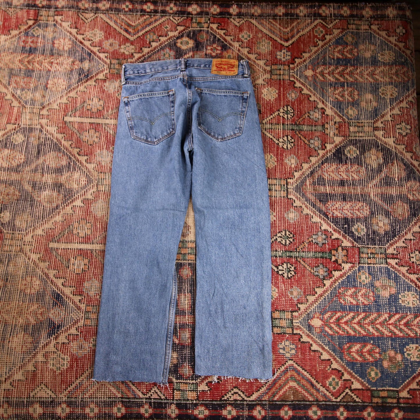 Levi's 505 W30 L26 Straight Leg Regular Fit Classic Ripped Style Blue Denim Jean