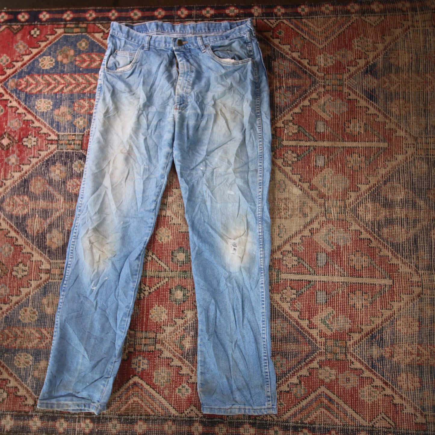 Wrangler W34 L30 Straight Leg Relaxed Fit Distressed Style Blue Denim Jeans