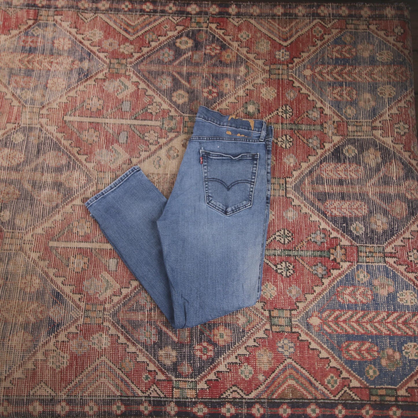 Levi's W34 L28 Straight Leg Loose Fit Classic Ripped Style Blue Denim Jeans