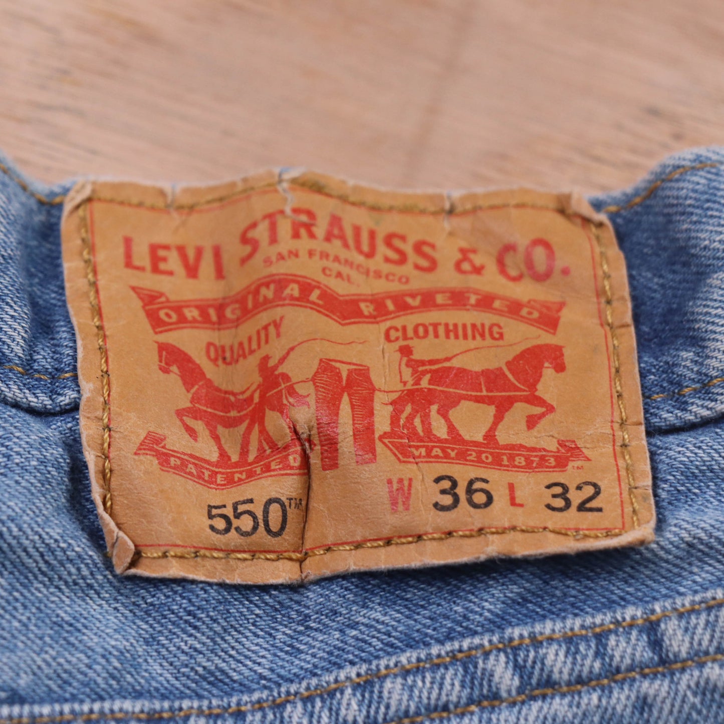 Levi's 550 Red Tab W36 L31 Tapered Leg Relaxed Fit Blue Denim Jeans