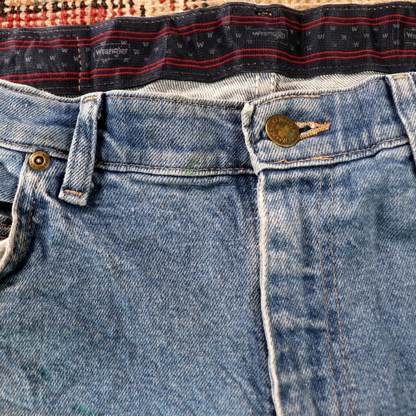 Wrangler W32 L30 Straight Leg Relaxed Fit Blue Denim Jeans