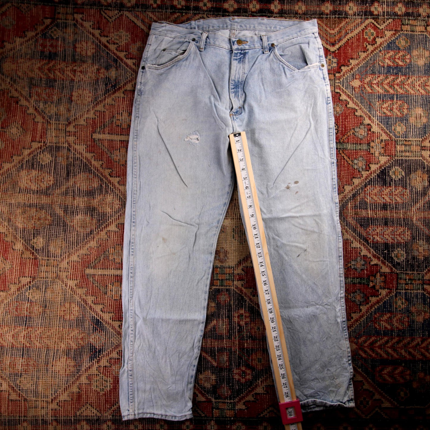 Wrangler W36 L30 Straight Leg Classic Ripped Style Blue Denim Jeans