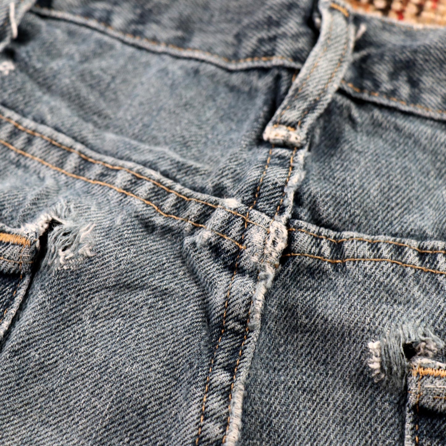 Wrangler W34 L34 Straight Leg Classic Ripped Style Blue Denim Jeans