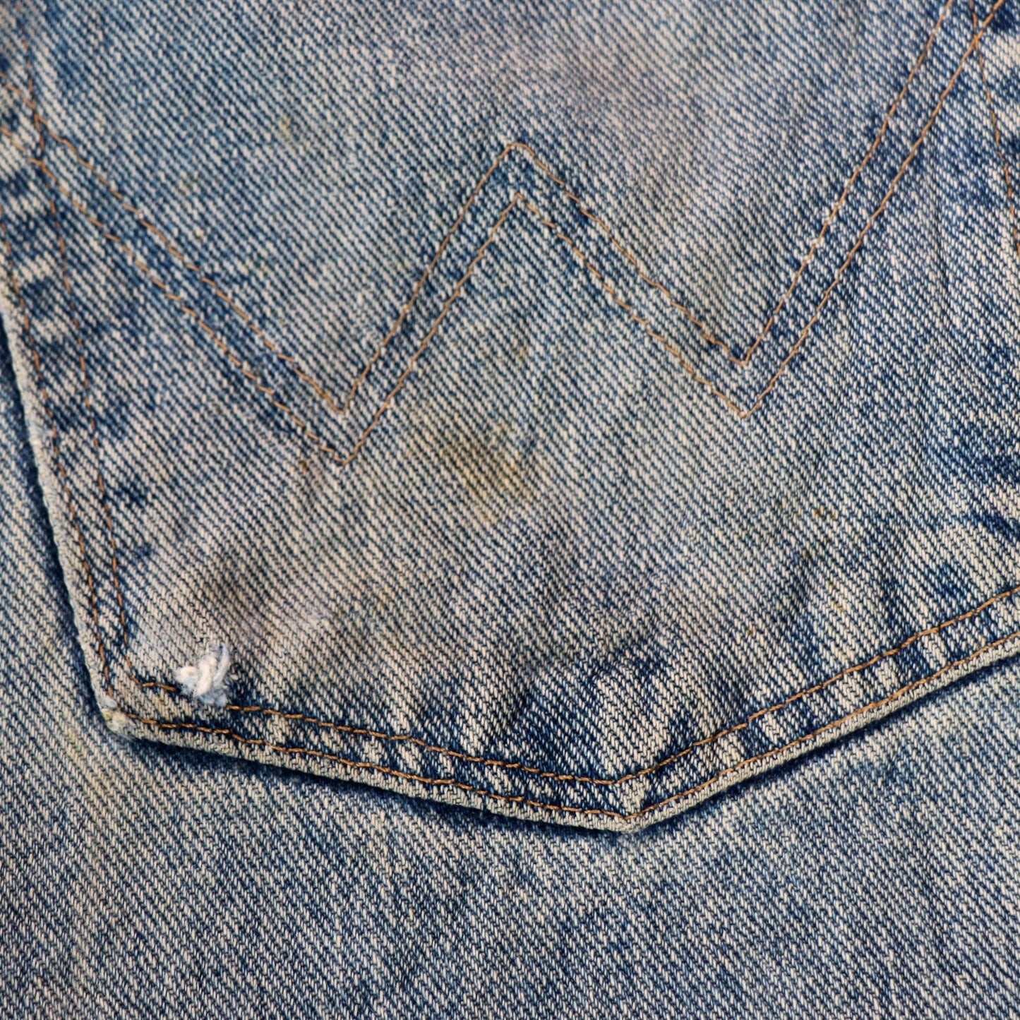 Wrangler W32 L30 Straight Leg Relaxed Fit Blue Denim Jeans