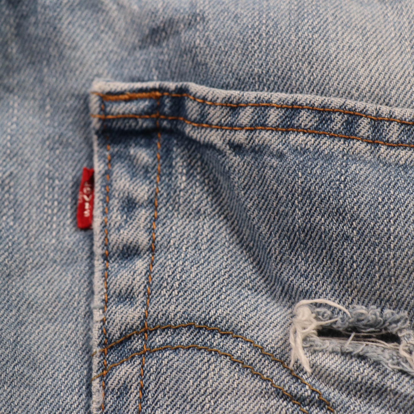 Levi's 550 Red Tab W34 L31 Tapered Leg Relaxed Fit Blue Denim Jeans