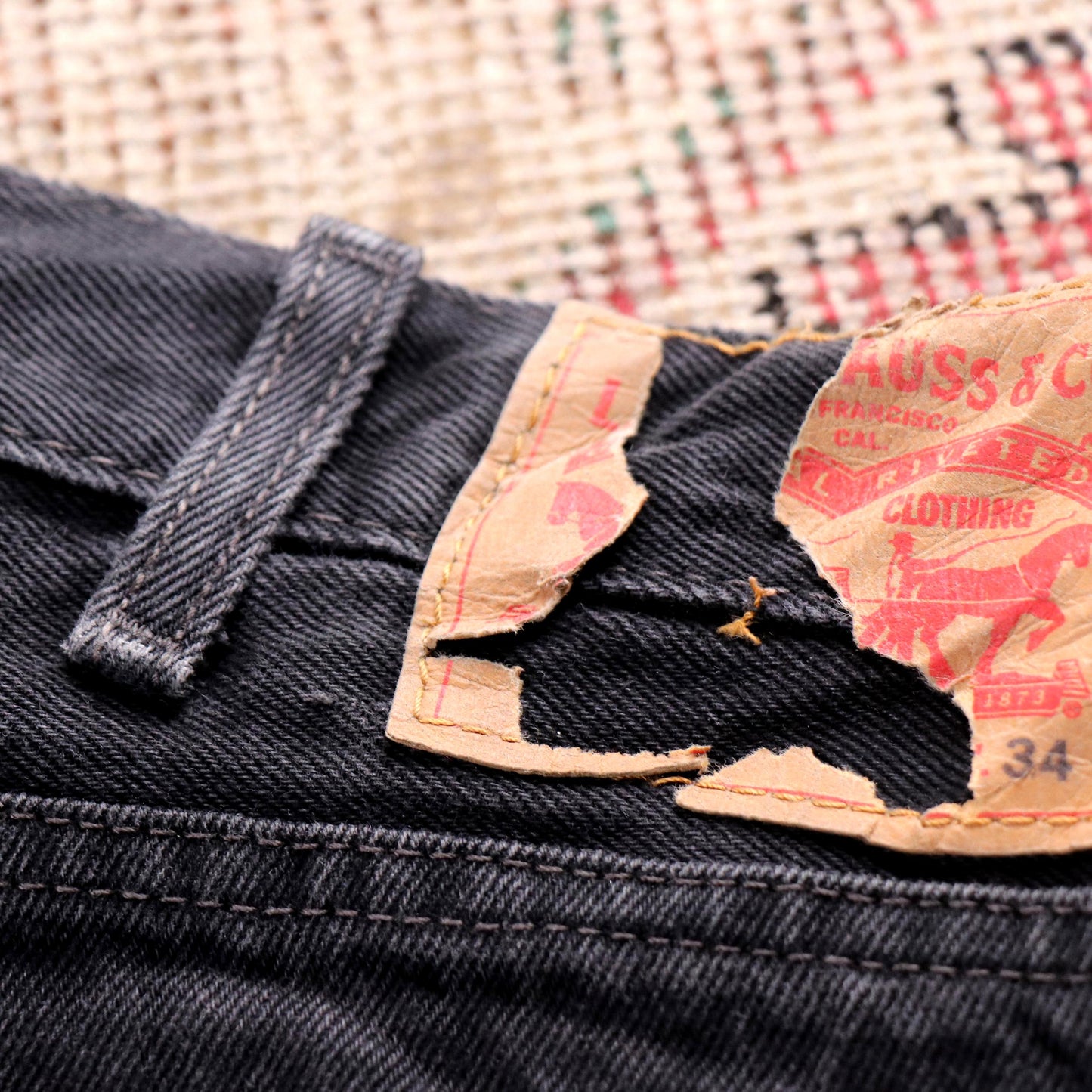 Levi's W36 L32 Straight Leg Loose Fit Black Denim Jeans