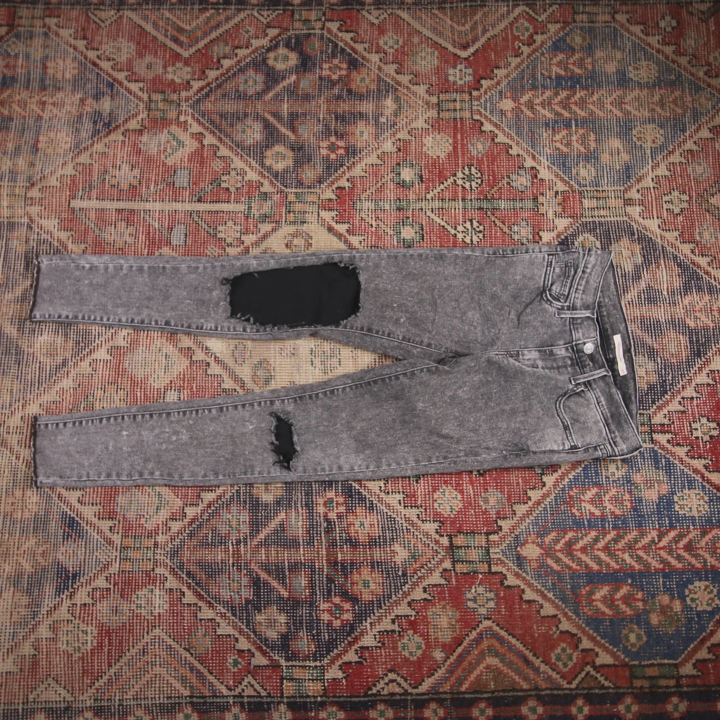 Levi's 710 W24 L28 Skinny Classic Ripped Style Grey Denim Jeans