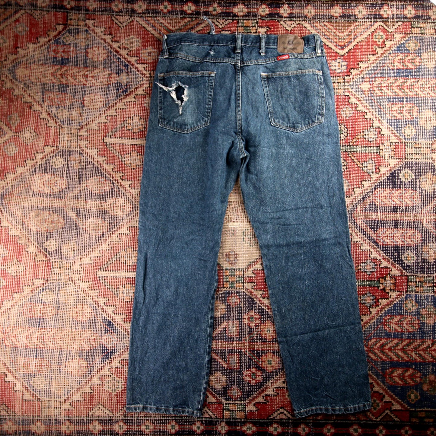 Wrangler W36 L28 Straight Leg Classic Ripped Style Blue Denim Jeans