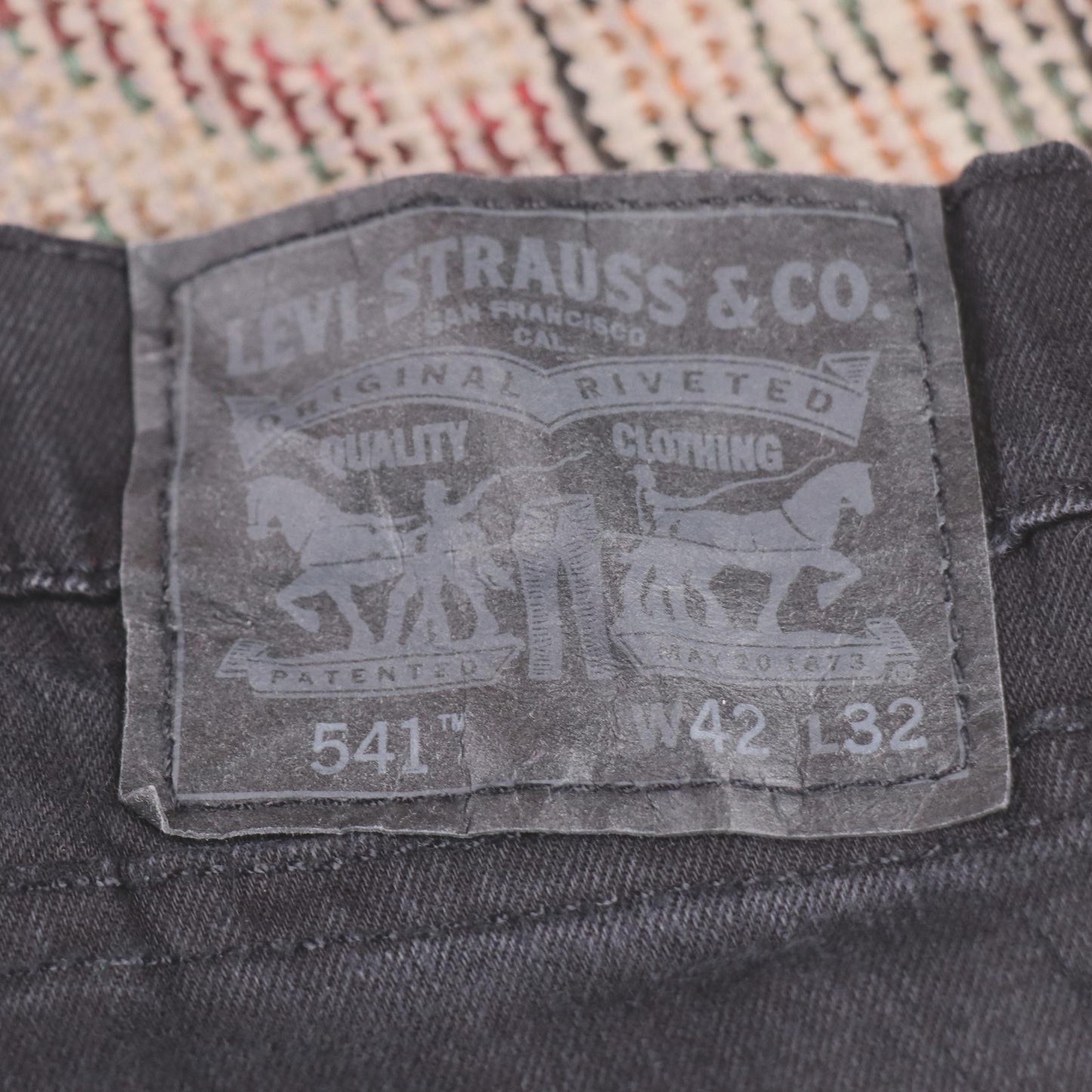 Levi's 541 W40 L30 Tapered Leg Black Denim Jeans