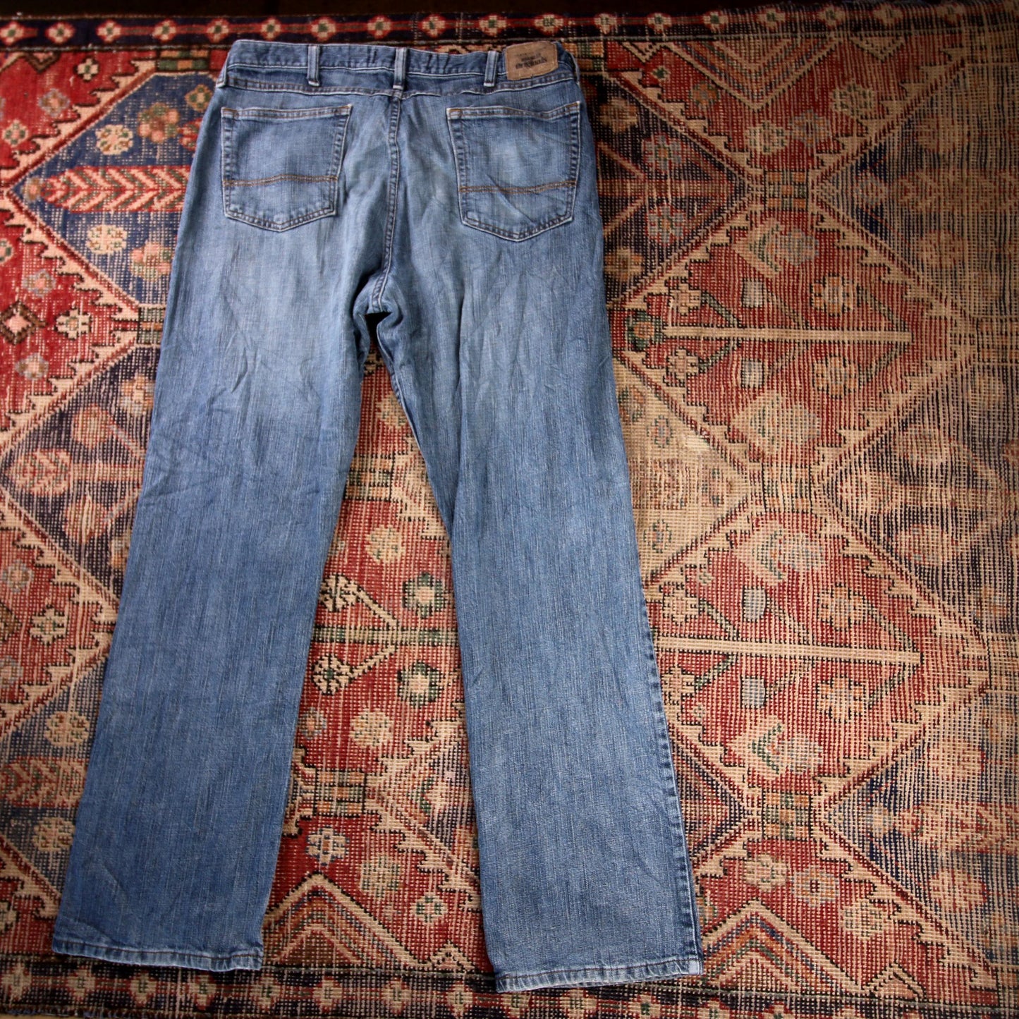 Wrangler W36 L32 Straight Leg Relaxed Fit Blue Denim Jeans