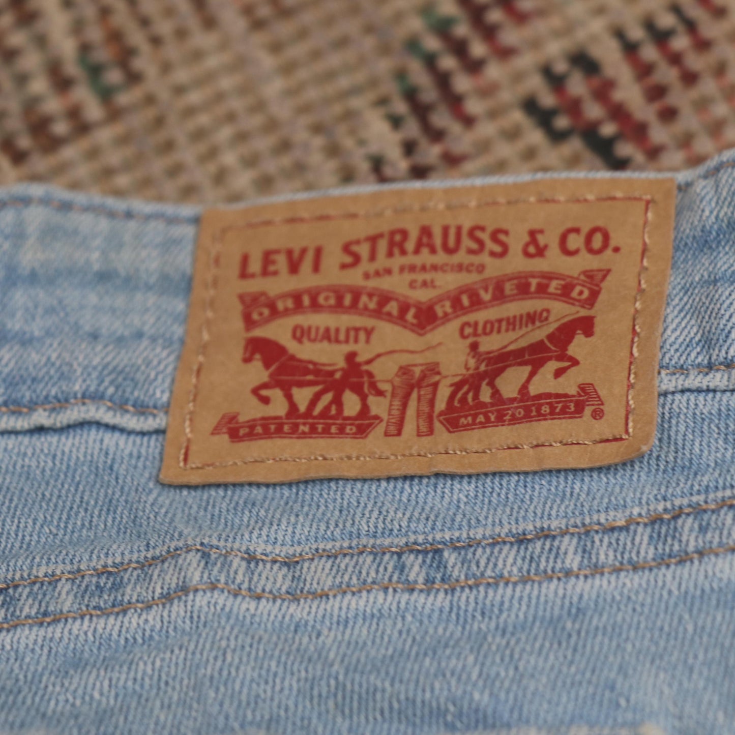 Levi's 711 W32 L30 Skinny Classic Ripped Style Blue Denim Jeans