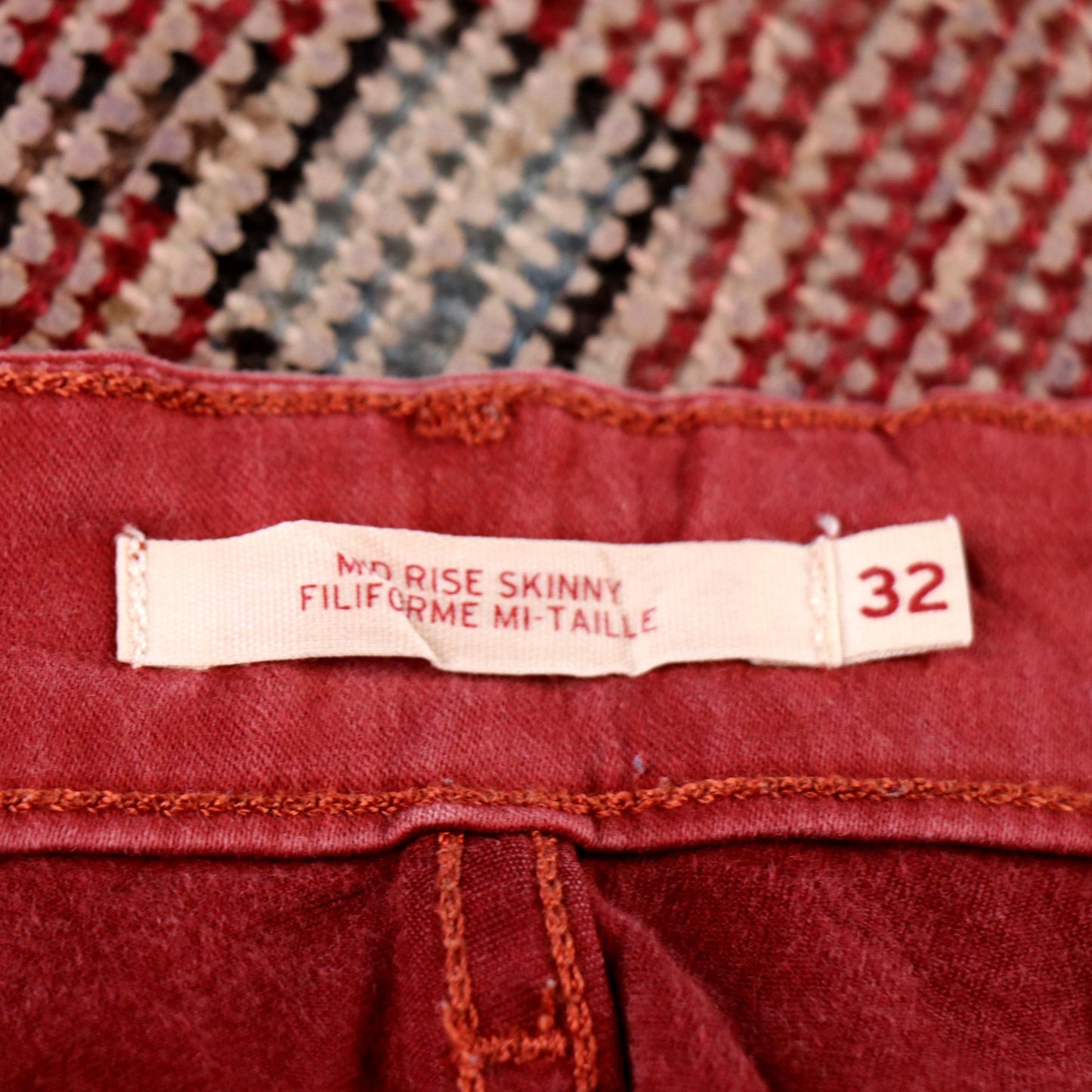 Levi's W32 L30 Mid Rise Skinny Fit Red Denim Jeans
