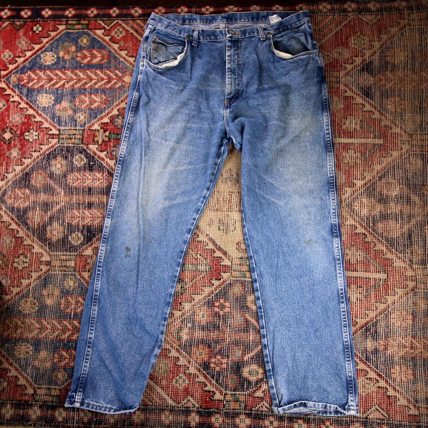 Wrangler W38 L31 Straight Leg Relaxed Fit Blue Denim Jeans