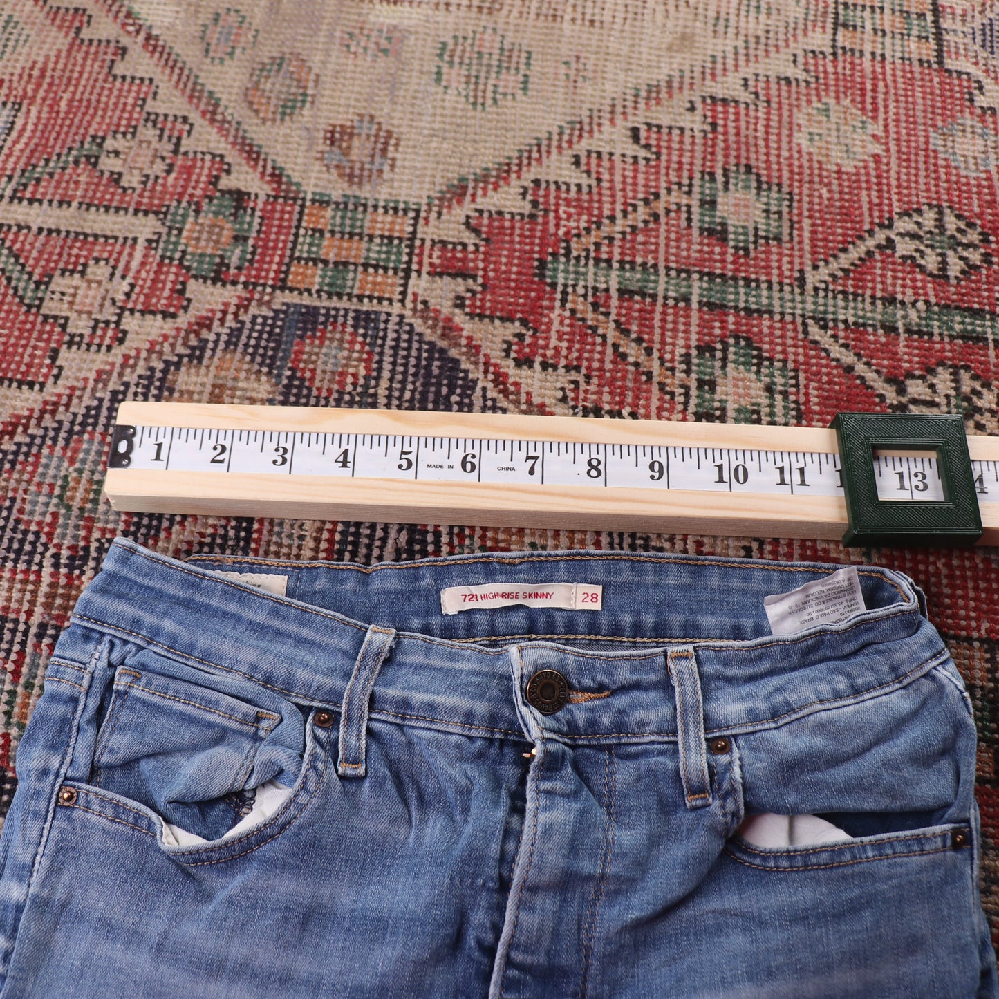 Levi's 721 Red Tab W26 L30 Skinny Classic Ripped Style Blue Denim Jeans
