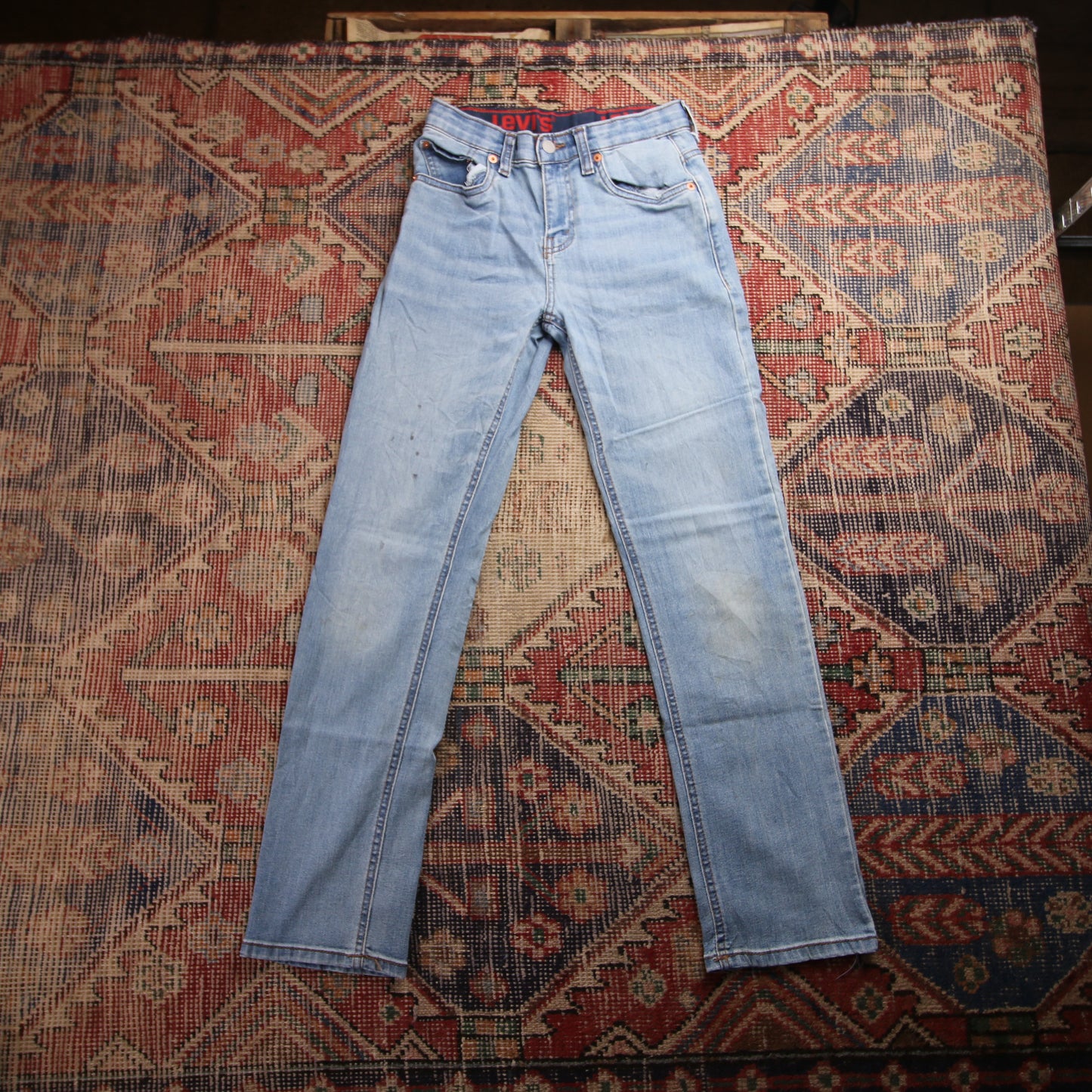 Levi's 514 W26 L28 Straight Leg Blue Denim Jeans