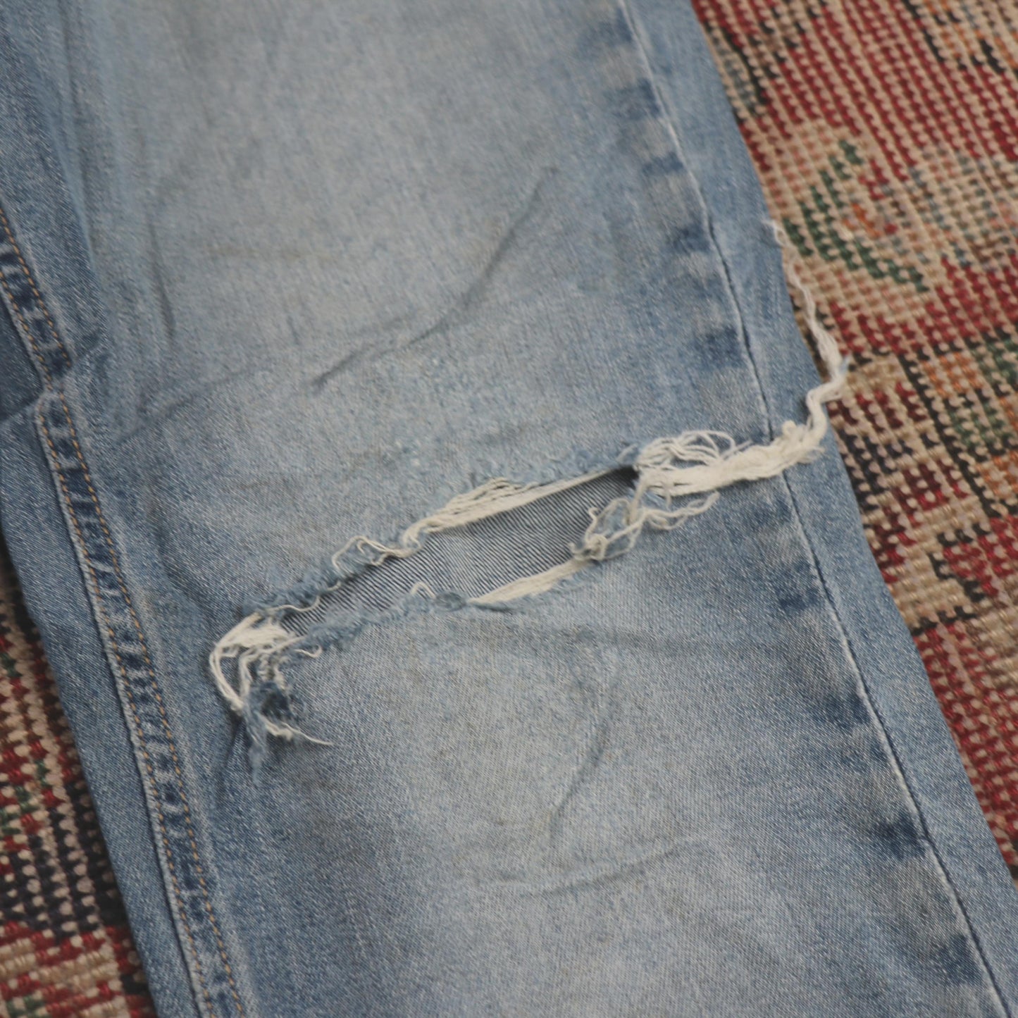Levi's W30 L27 Straight Leg Classic Ripped Style Blue Denim Jeans