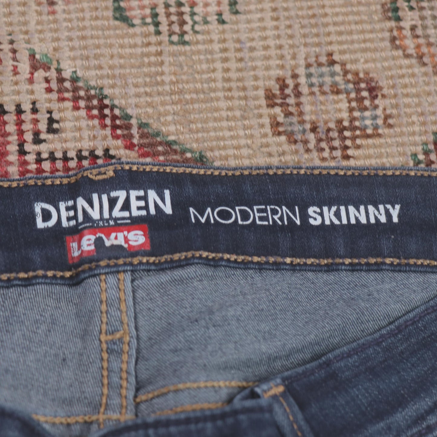 Levi's Denzin W32 L28 Skinny Blue Denim Jeans