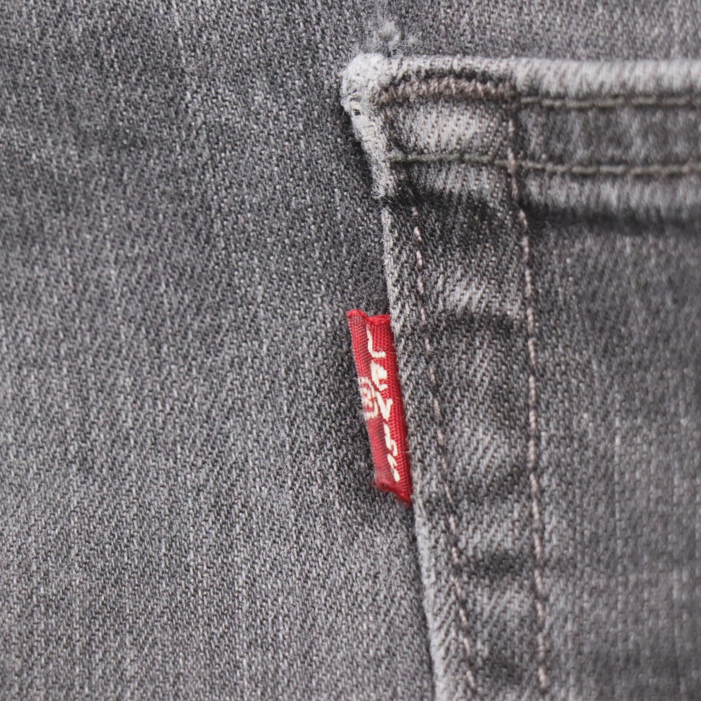 Levi's 513 W34 L29 Straight Leg Slim Fit Classic Ripped Style Black Denim Jeans