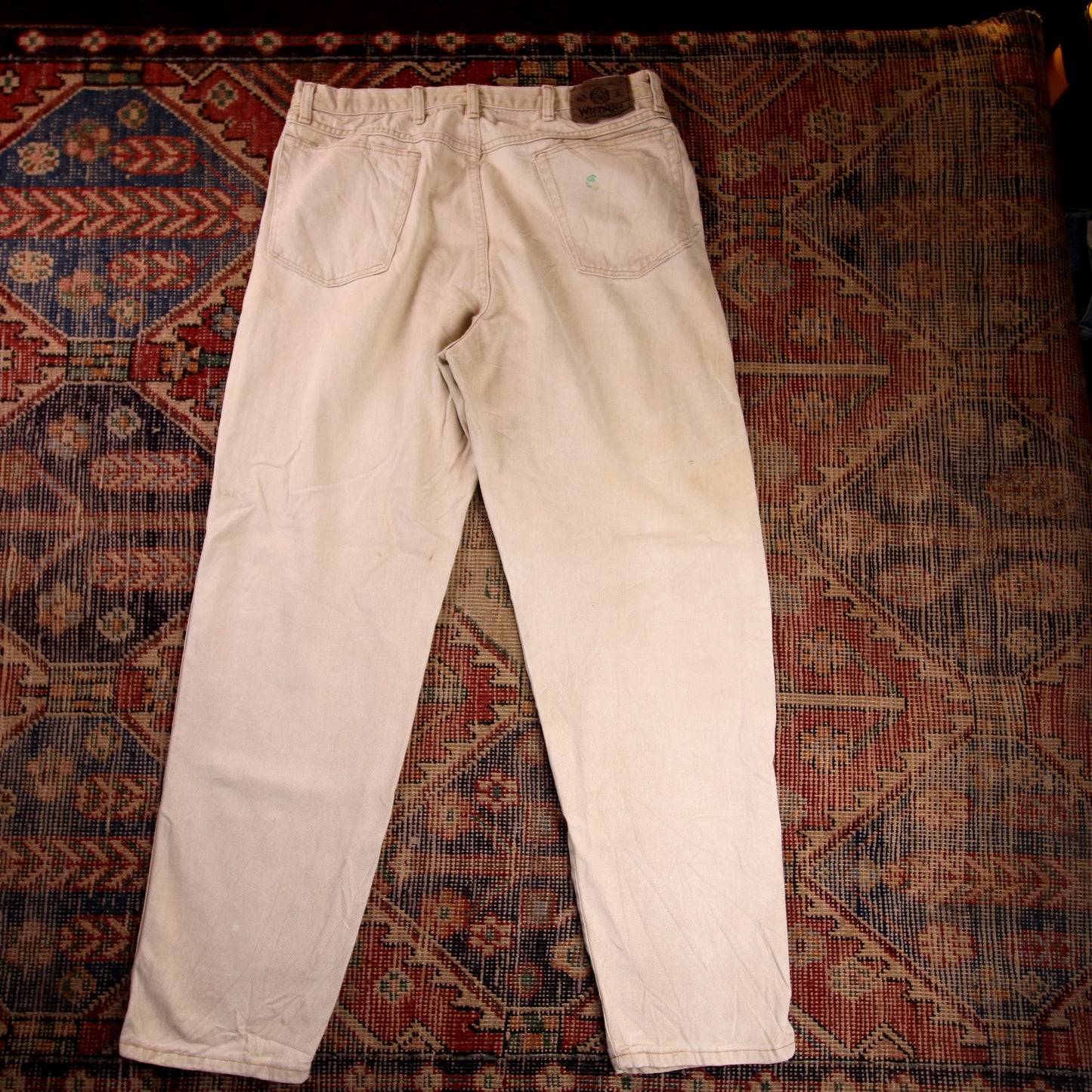Wrangler W34 L31 Straight Leg Relaxed Fit Beige Denim Jeans