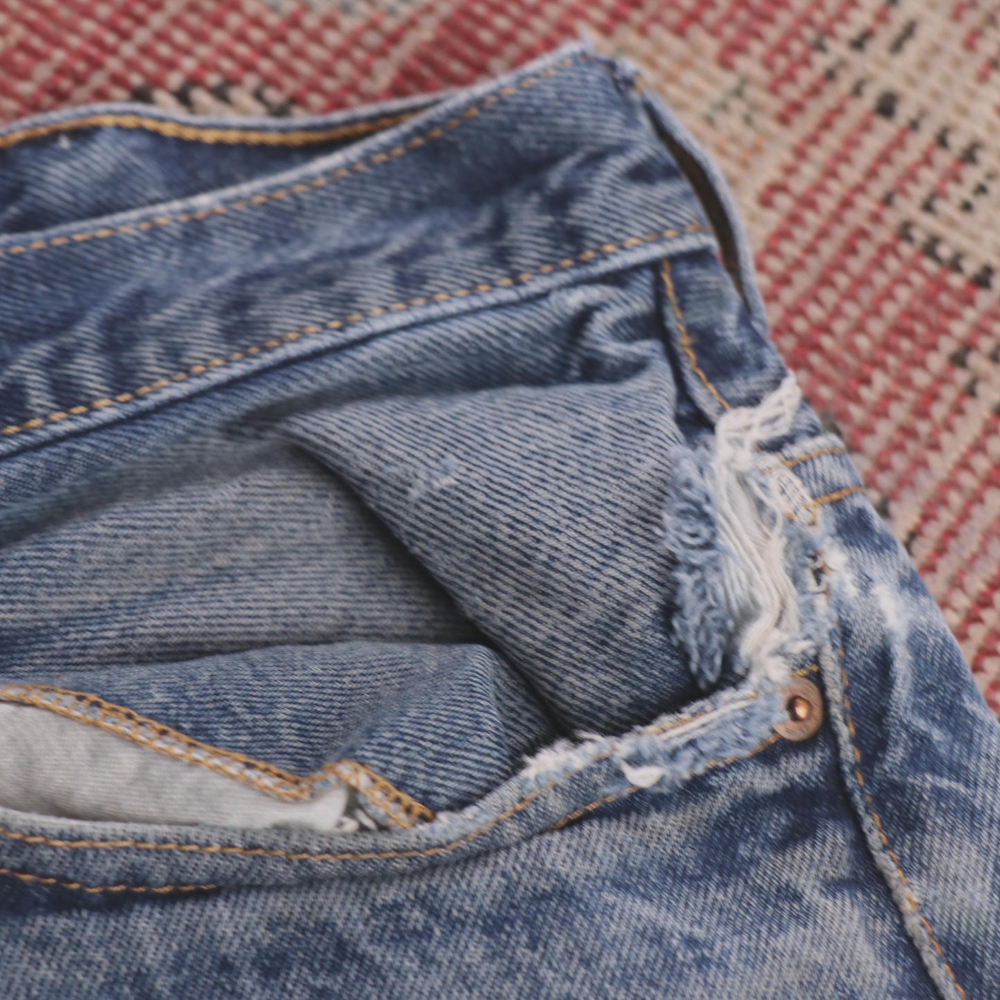 Levi's 550 W38 L30 Tapered Leg Relaxed Fit Blue Denim Jeans