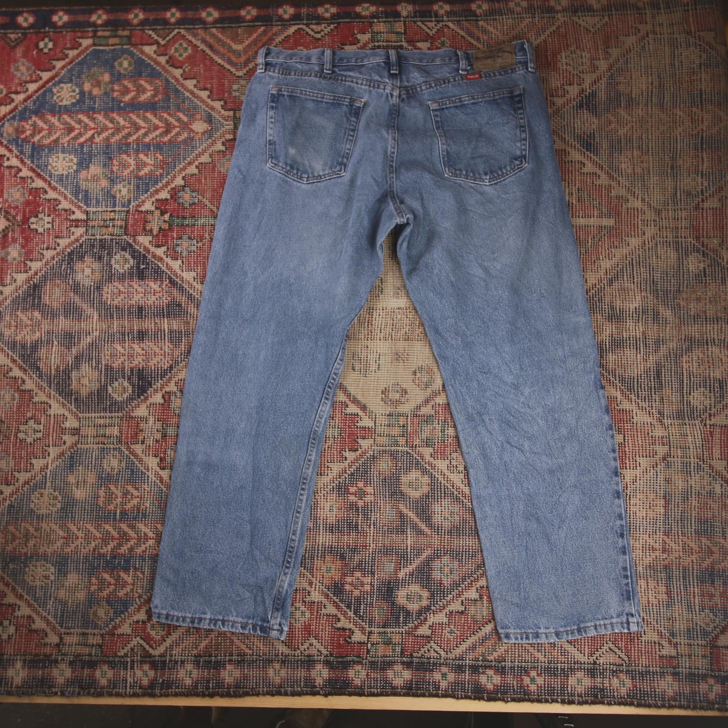 Wrangler W38 L29 Straight Leg Relaxed Fit Blue Denim Jeans