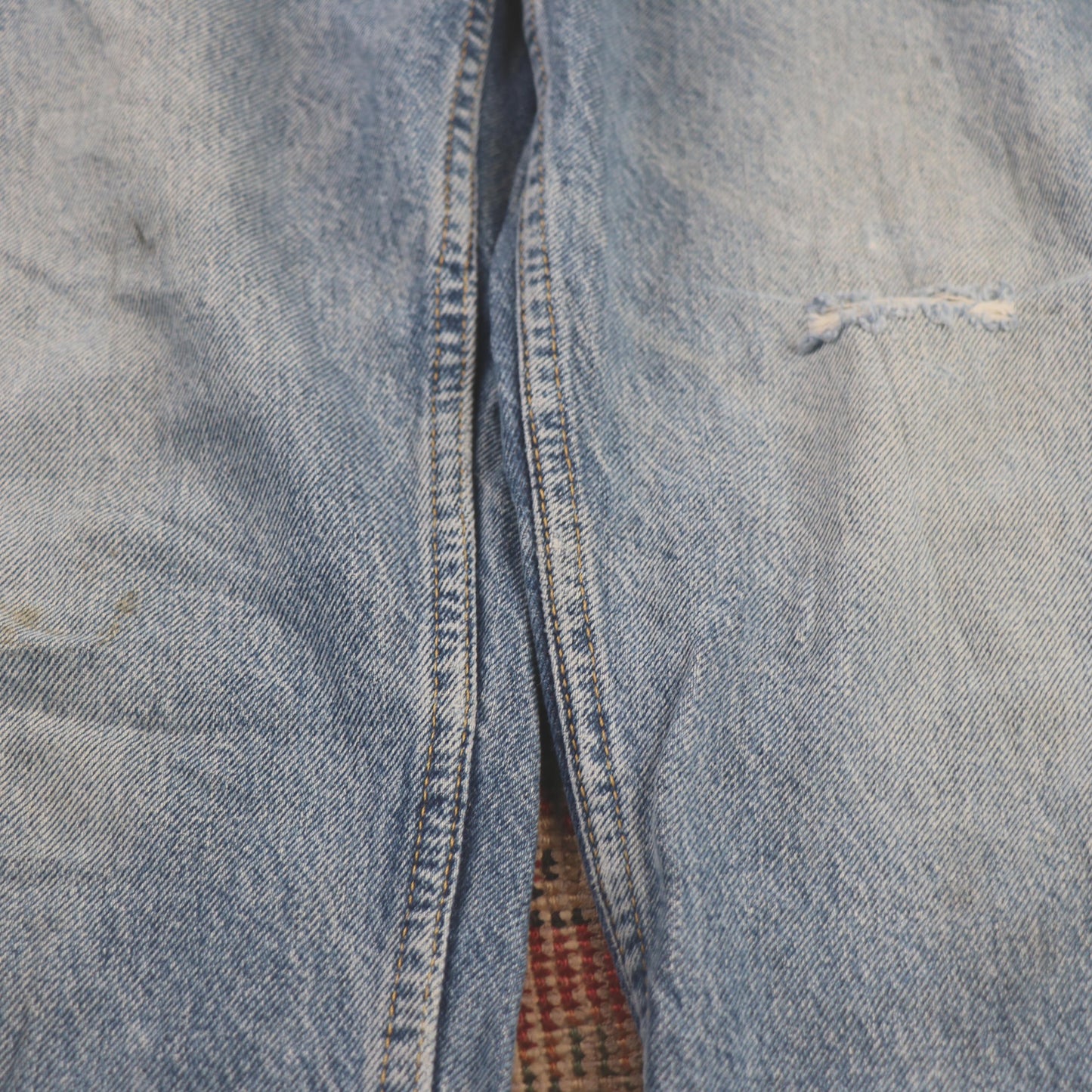 Lee W34 L30 Straight Leg Relaxed Fit Classic Ripped Style Blue Denim Jeans