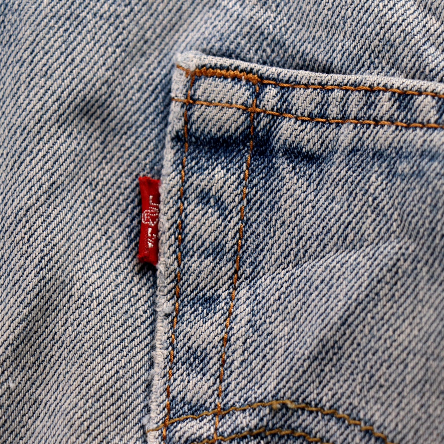 Levi's 550 W34 L26 Tapered Leg Relaxed Fit Distressed Style Blue Denim Jeans