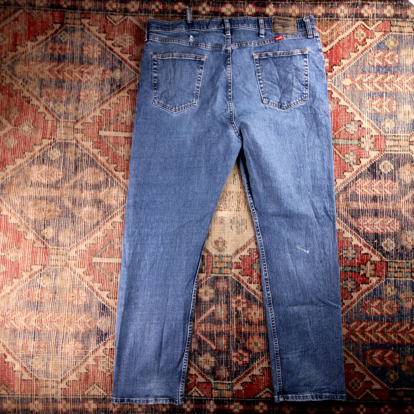 Wrangler W40 L31 Straight Leg Blue Denim Jeans