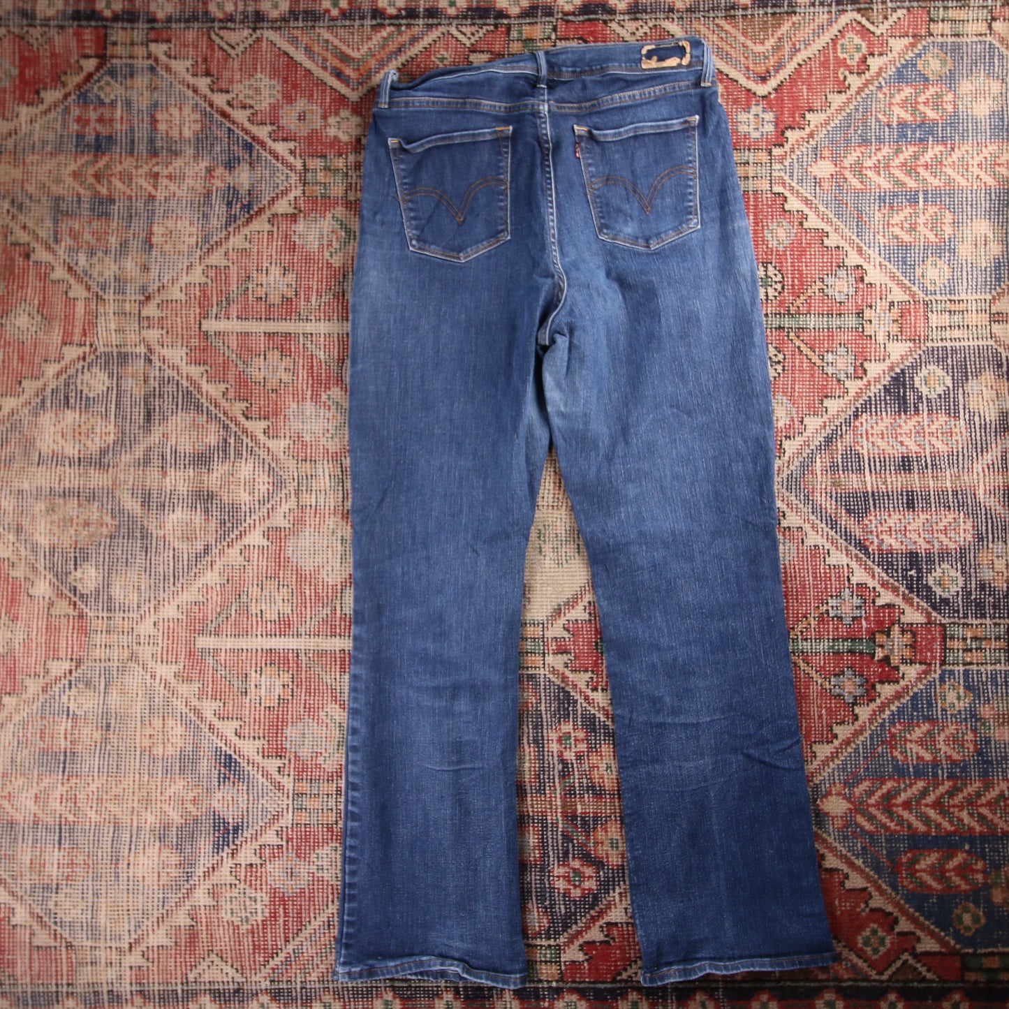 Levi's Red Tab W56 L28 Bootcut Straight Leg Blue Denim Jeans