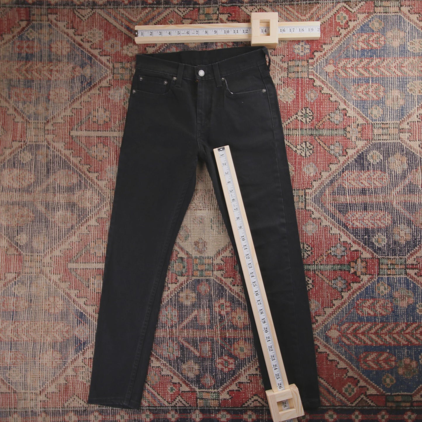 Levi's 512 Red Tab W28 L28 Tapered Leg Slim Fit Black Denim Jeans