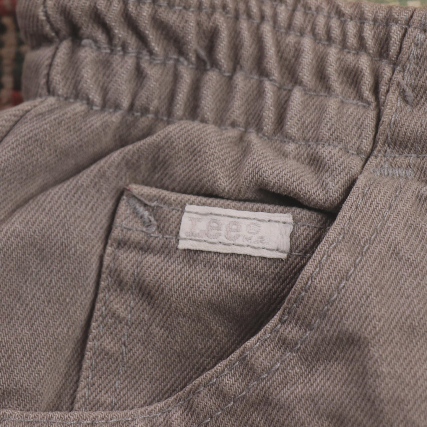 Lee W28 L28 Tapered Leg Relaxed Fit Beige Denim Jeans