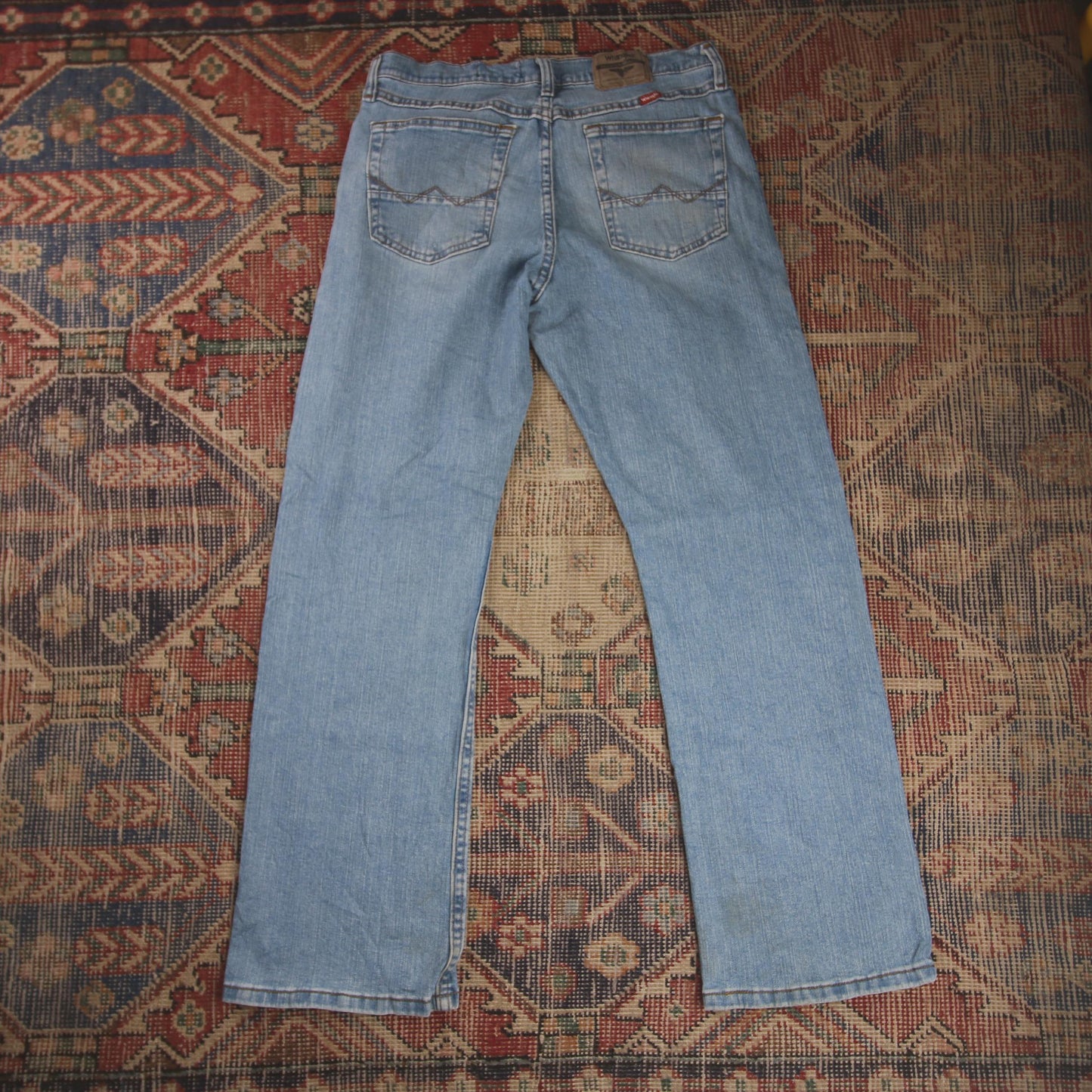 Wrangler W32 L29 Straight Leg Relaxed Fit Blue Denim Jeans