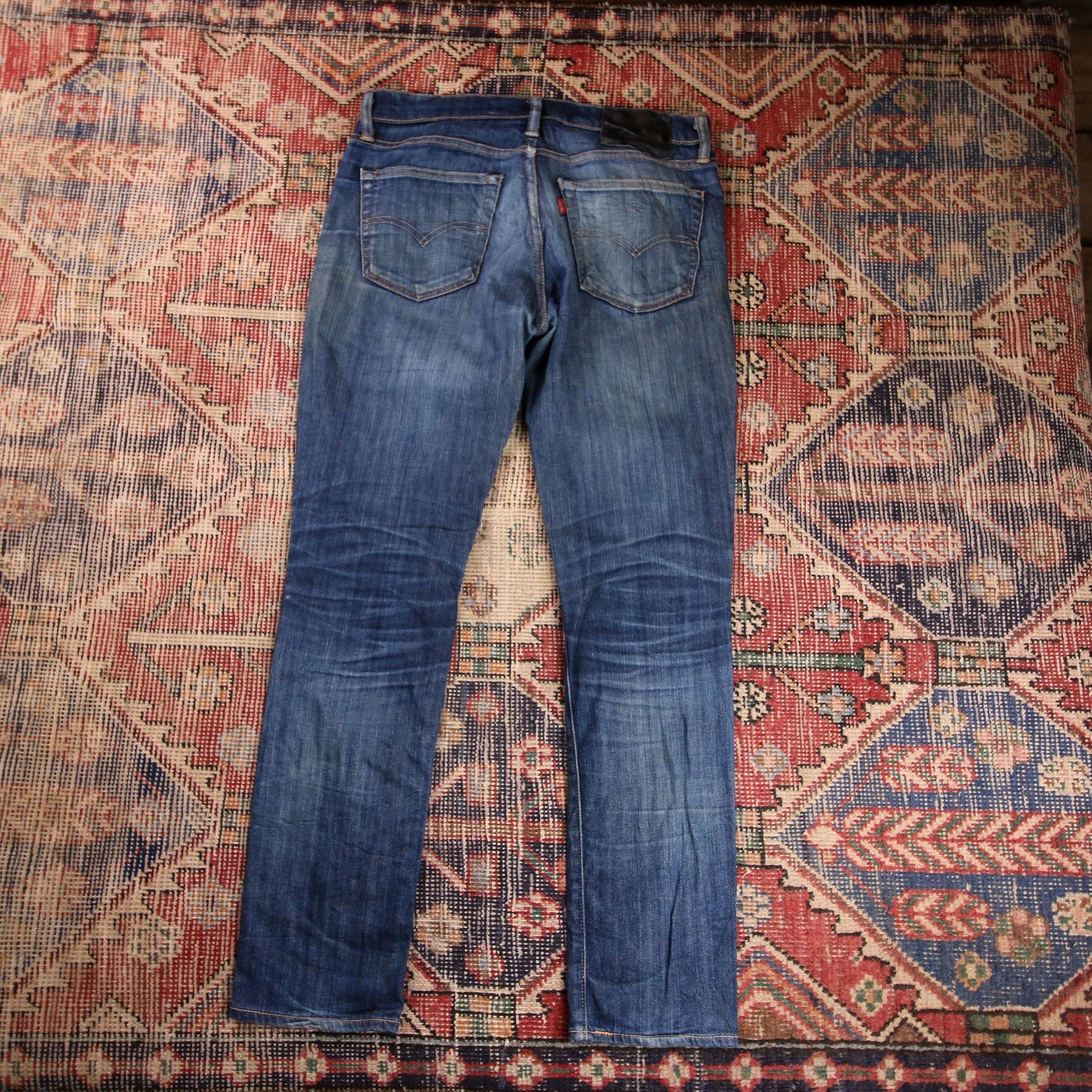 Levi's W32 L30 Straight Leg Classic Ripped Style Blue Denim Jeans