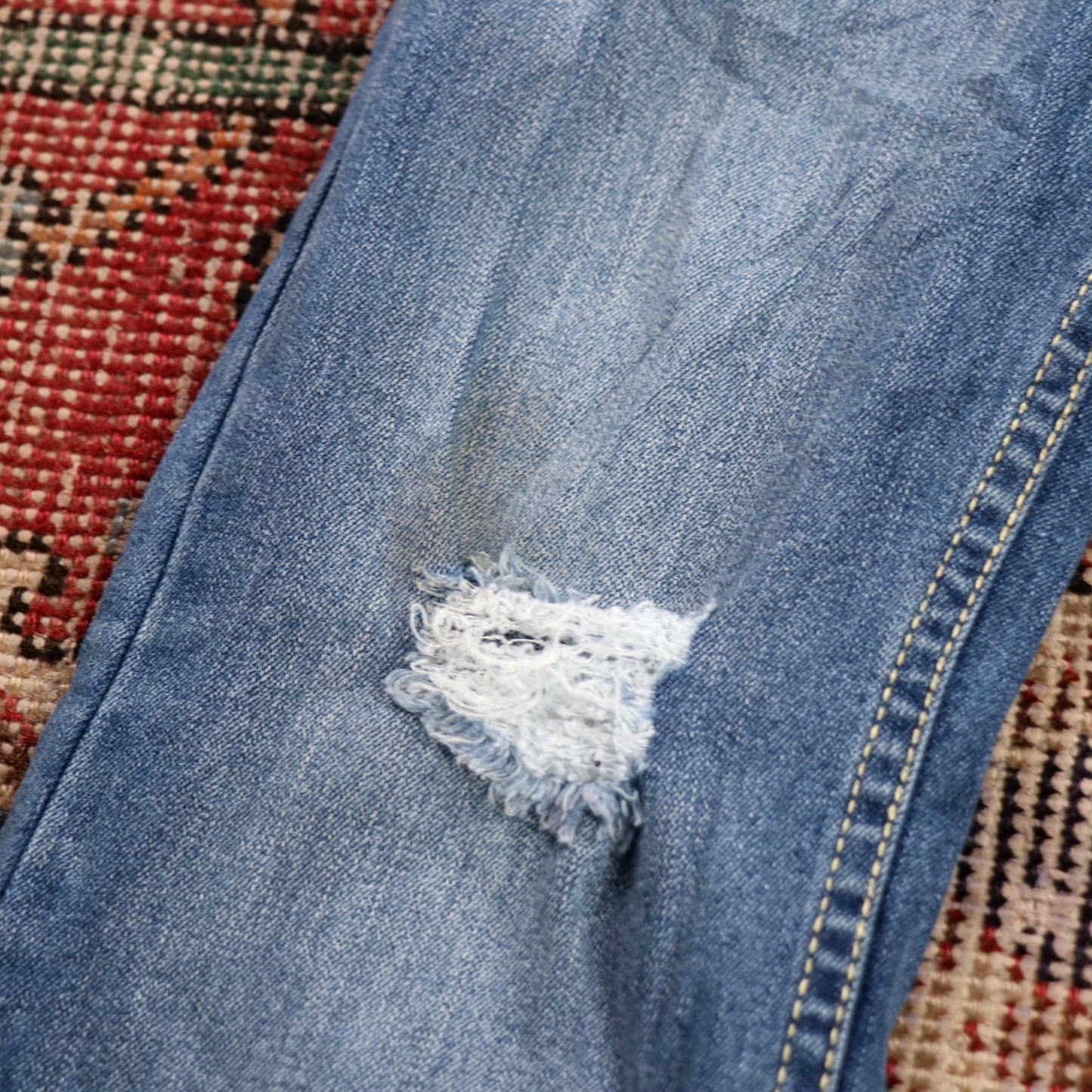 Levi's W28 L31 Skinny Classic Ripped Style Blue Denim Jeans