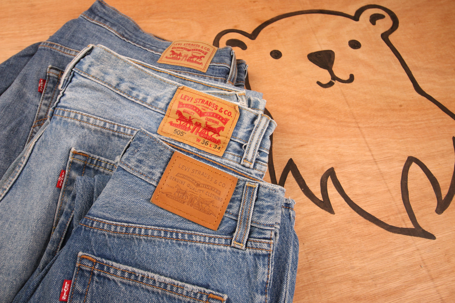 LEVI'S JEANS