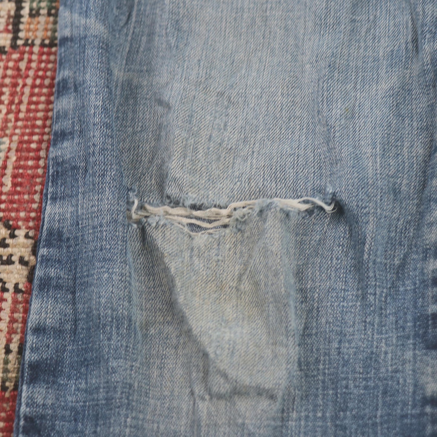 Levi's W30 L30 Straight Leg Classic Ripped Style Blue Denim Jeans