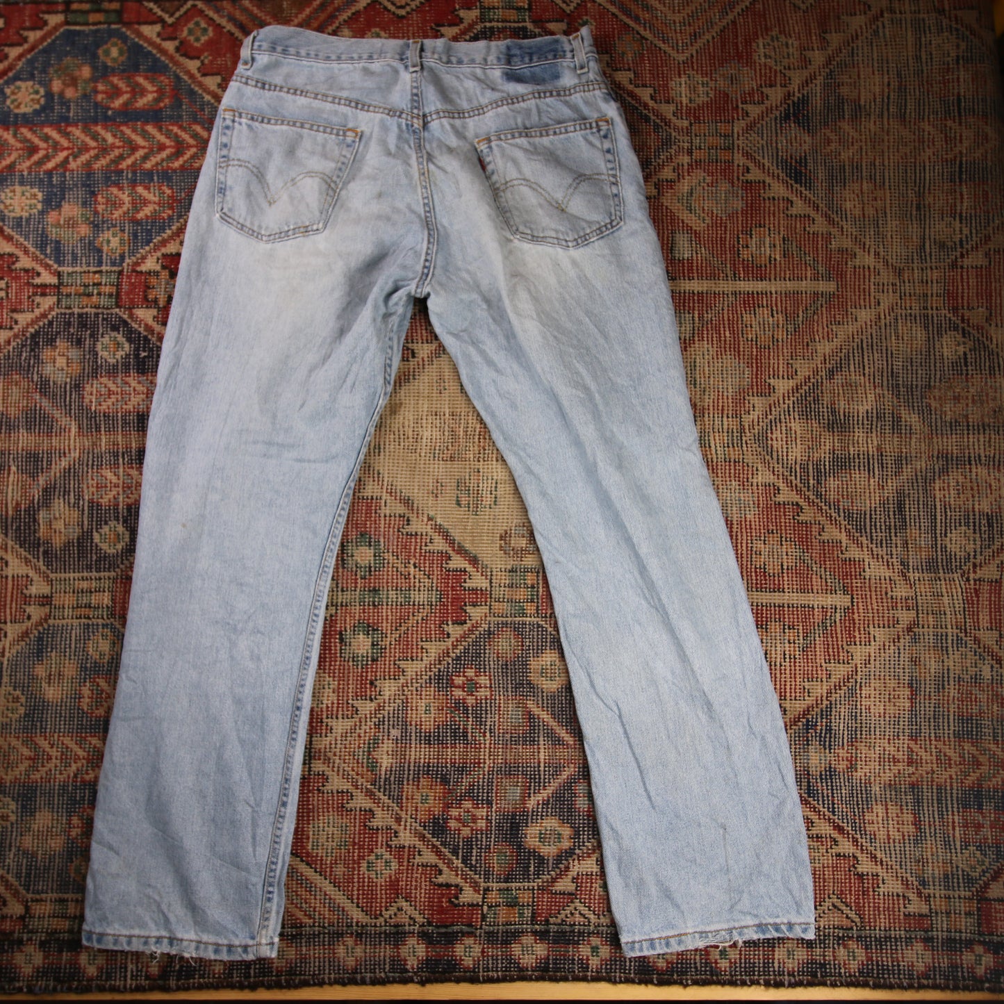 Levi's W34 L30 Straight Leg Relaxed Fit Classic Ripped Style Blue Denim Jeans