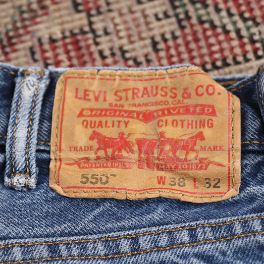 Levi's 550 W38 L30 Tapered Leg Relaxed Fit Blue Denim Jeans