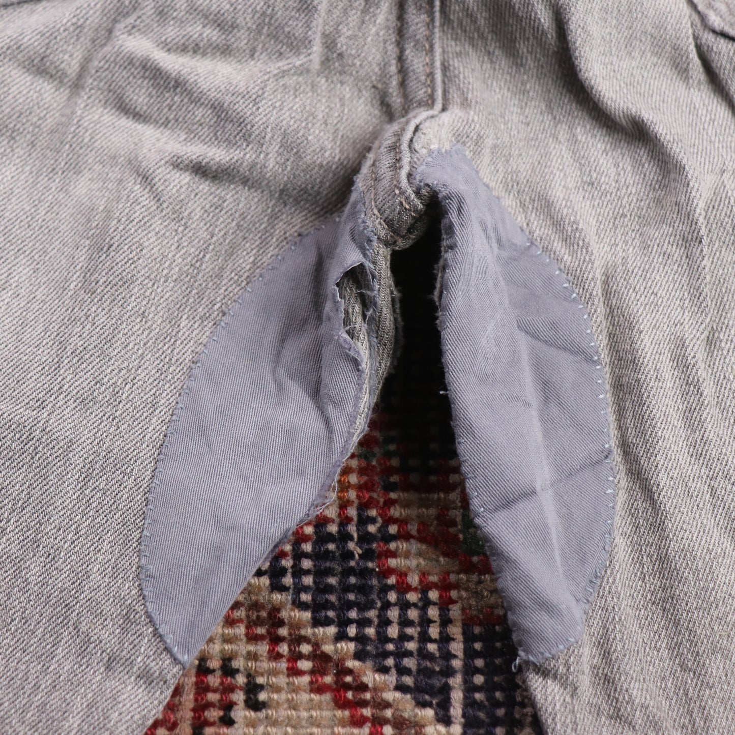 Levi's W32 L30 Slim Fit Grey Denim Jeans