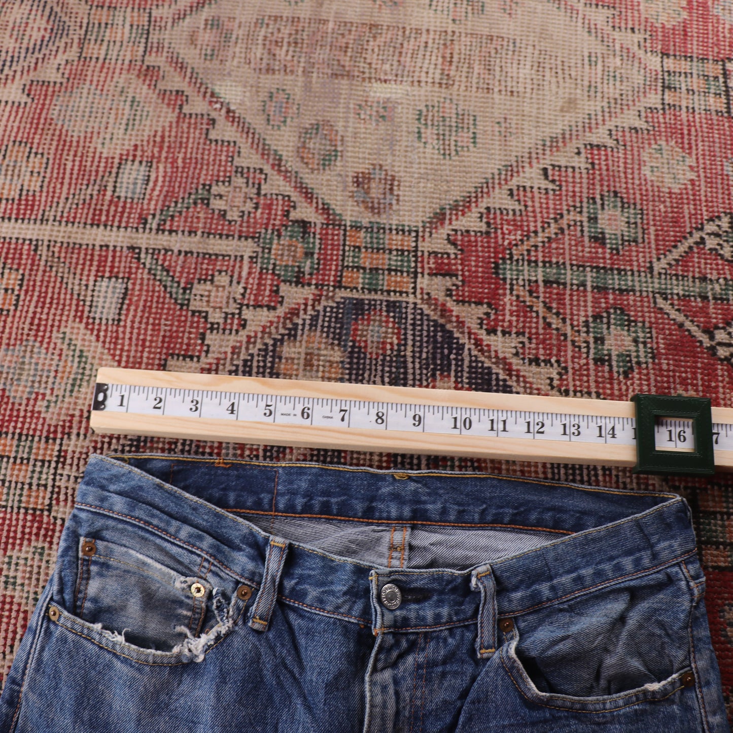 Levi's 751 Red Tab W32 L32 Straight Leg Blue Denim Jeans